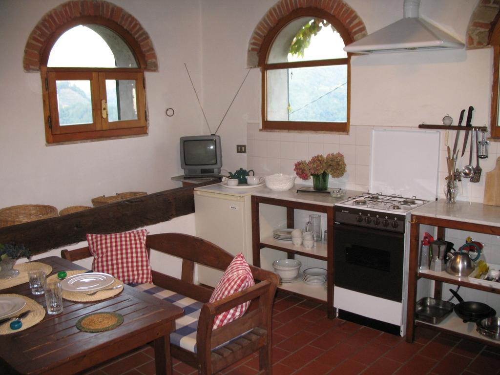Fattoria Di Pietrabuona Apartamento Pescia Exterior foto